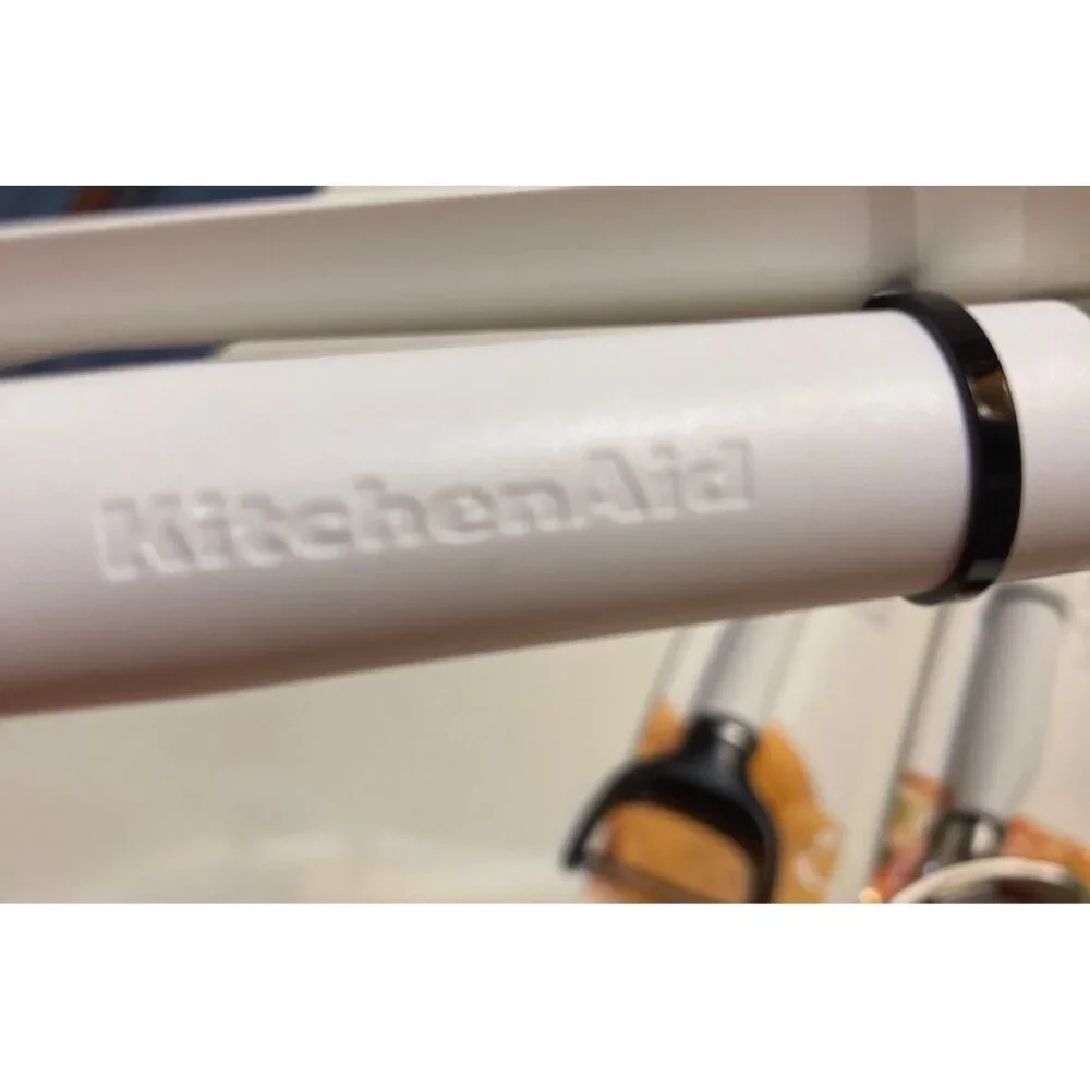 Kitchenaid White Slotted Turner BastingSpoon Euro Peeler Y-Peeler & Pizza Cutter